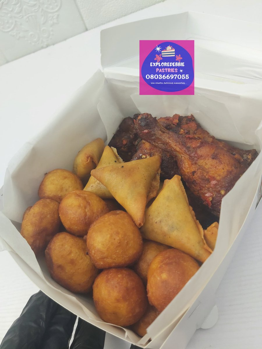 ExploreDebbie's tweet image. Another Saturday again without small chops? 😮
Don’t let it happen!

Order today &amp;amp; enjoy fresh, rich, tasty small chops in Port Harcourt 🥟🍗
✨ Samosa
✨ Spring roll
✨ Beef &amp;amp; chicken
✨ Puff puff

To order: 08036697055
Catalog: wa.me/c/2348036697055
#ExploreDebbie #SmallChops