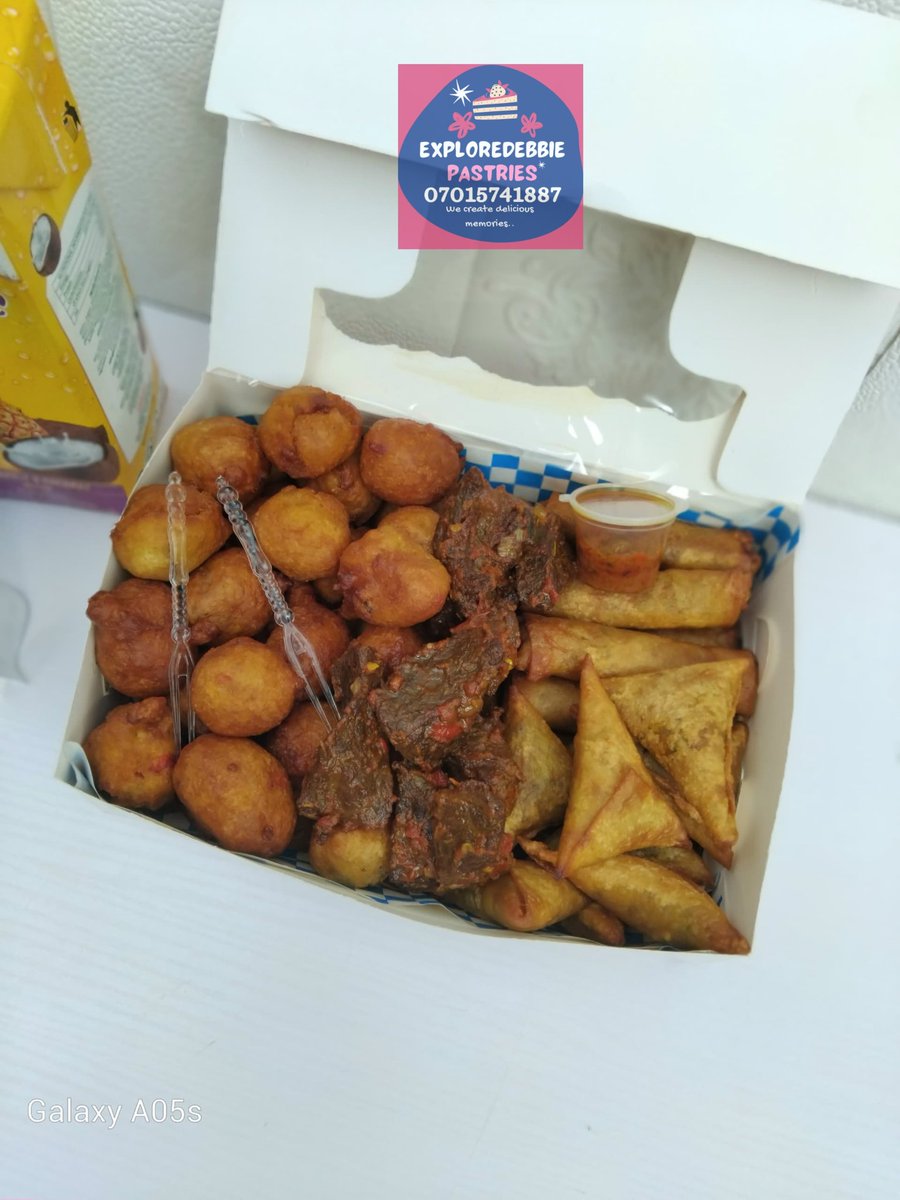 ExploreDebbie's tweet image. Another Saturday again without small chops? 😮
Don’t let it happen!

Order today &amp;amp; enjoy fresh, rich, tasty small chops in Port Harcourt 🥟🍗
✨ Samosa
✨ Spring roll
✨ Beef &amp;amp; chicken
✨ Puff puff

To order: 08036697055
Catalog: wa.me/c/2348036697055
#ExploreDebbie #SmallChops