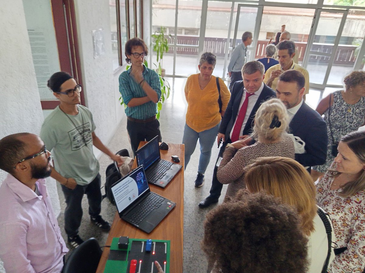 Universidad Tecnológica de La Habana tweet media