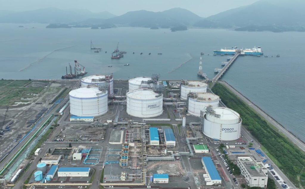 OE_greenmarine's tweet image. South Korean duo sets out to promote domestic LNG bunkering business
shorturl.at/Gbt4o

#maritime #cleanfuels #LNG #LNGbunkering #bunkering #sustainability