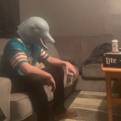 Cam3ronSparks's tweet photo. the miami dolphins play football today #PhinsUp https://t.co/rm5OeNE4tJ