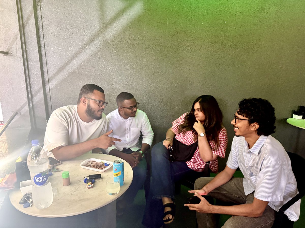 މިތީބީ ގަދަކޮށް! 💪🏾

އިއްޔެވެސް ކުރީ މި މަސައްކަތް. މިއަދުވެސް މިތީބީ މި މަސައްކަތުގައި. މާދަމާވެސް ތިބޭނީ މި ގޮތުގައި.

ނުހުއްޓުވޭނެ! ނުހުއްޓާނަން!

<a href="/MrLeevaaan/">Mr Leevaan</a> <a href="/nahudhafaiz/">Nahudha Faiz</a> <a href="/najahmasoo/">Najah Masood</a>