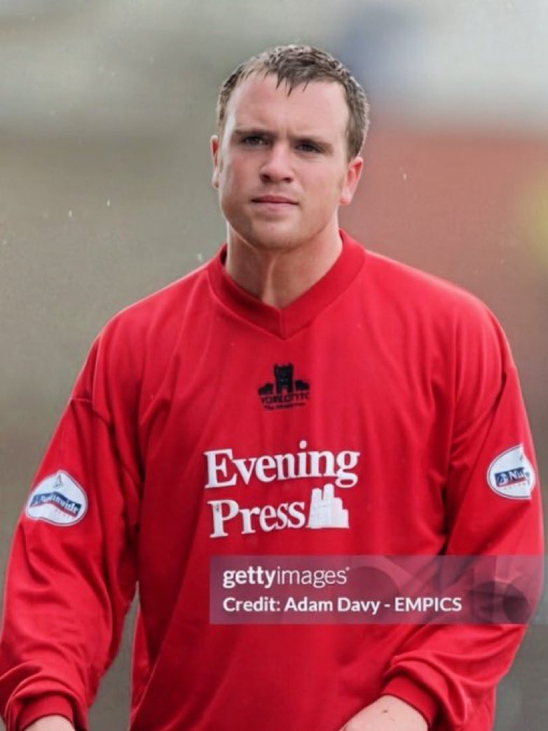 DAILY RANDOM #15 🤔

Apologies for the late post, busy day today.

This fellas career is one of those weird footballing stories, definitely put it in the category of “Random”.

Answer revealed tonight, will try not to be too late, have great afternoon!!
#ycfc #yorkcity