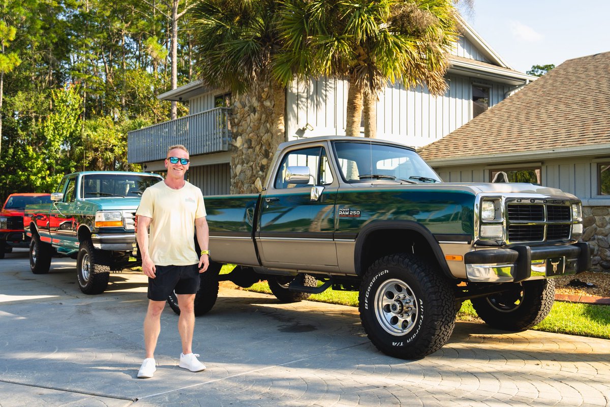 Affiliate marketing is the best way to get started online…

You don’t need your own product…
You don’t need to build a following…
You don’t need to be on camera…

And you can do it from anywhere. 

Affiliate marketing changed my life and it can change your life too…and I’d