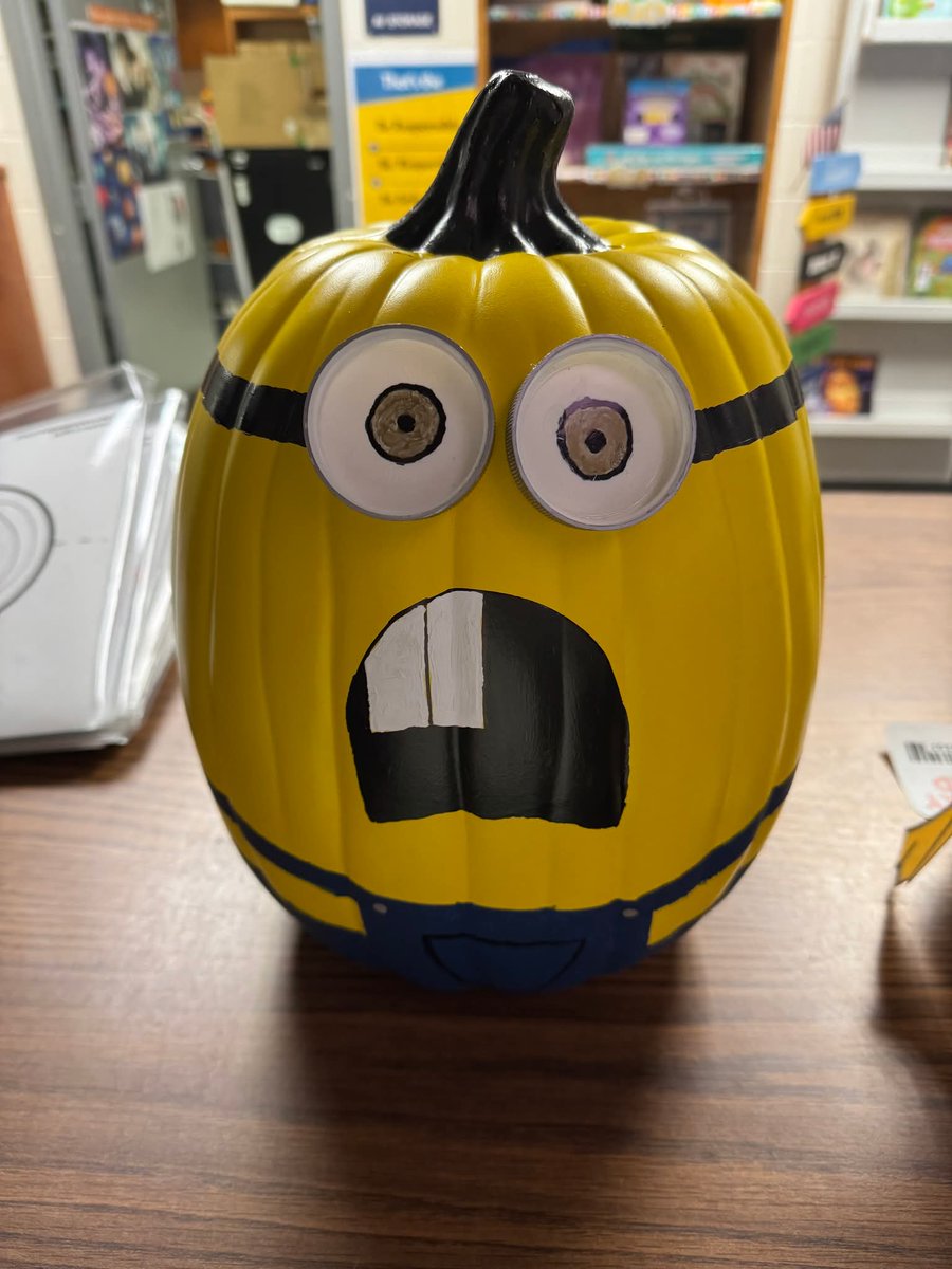 Puskine's tweet image. 🎃✨ Letting the creativity bloom with our Pretty Pumpkins contest! Who knew pumpkins could look this stunning? 🍂🎨 #PrettyPumpkins #FallArt #PumpkinPerfection