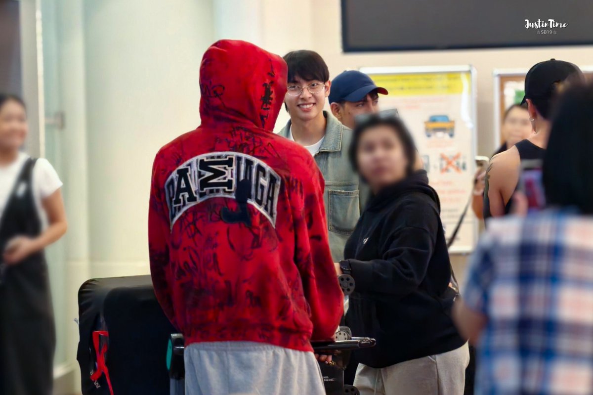 250917 SB19 Arrival at Haneda Airport

<a href="/SB19Official/">SB19 Official</a> #SB19
#SaWWorldTourTokyo