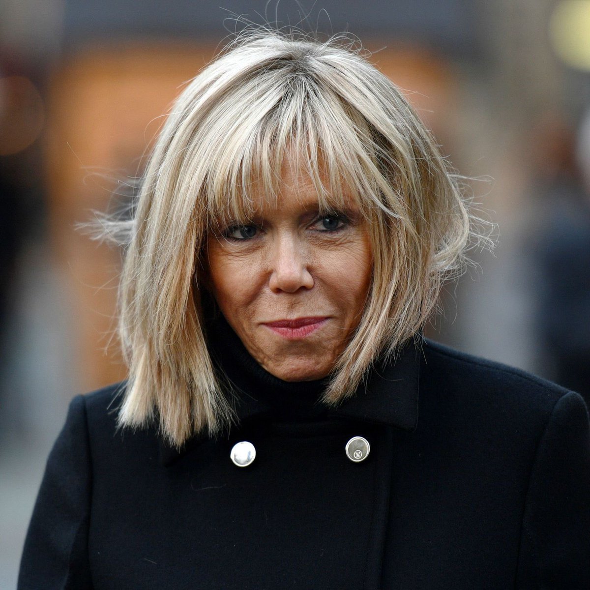 InfosMinutesFR's tweet image. 🇫🇷 🇺🇸 : Le couple #Macron va fournir des preuves scientifiques soutenant que Brigitte Macron est bien une femme concernant le procès en diffamation contre Candace Owens. #BrigitteMacron
