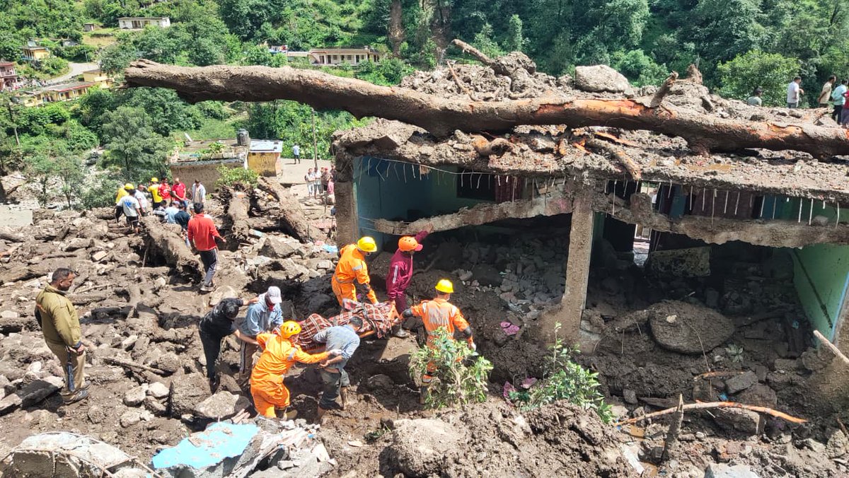 NDRFHQ's tweet image. ⛈️ #Cloudburst | Chamoli (UKD) | 18 Sep

🔸Landslides triggered by cloudburst at Nanda Nagar, Nandprayag
🔸NDRF teams conducted #SAR Ops
🔸1 deceased recovered; search continues for 5 missing persons
🔸1 livestock rescued; Ops ongoing with Civil Adm