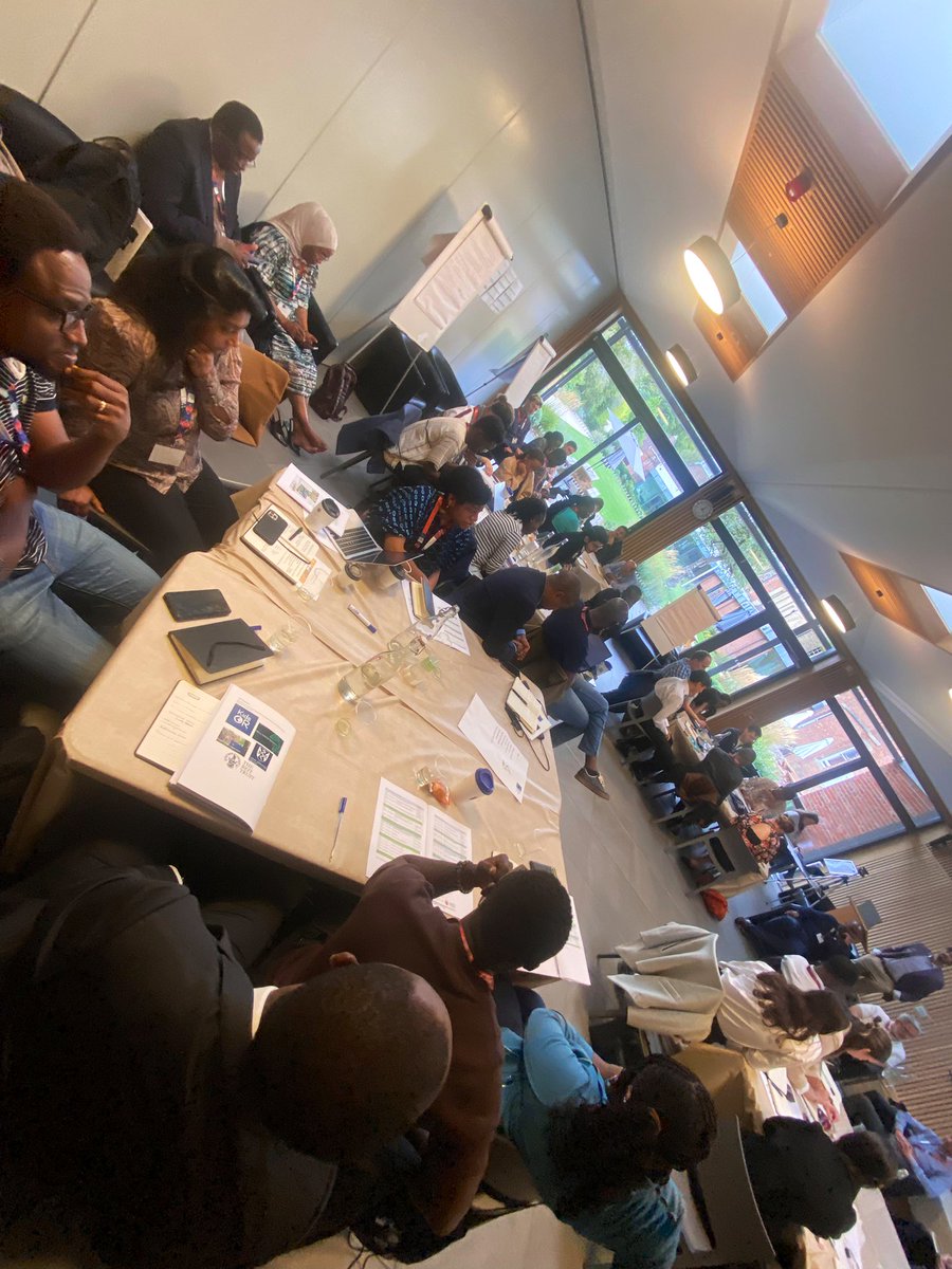 🦴🩻<a href="/MaritzLaubscher/">Maritz Laubscher</a> gives us a grounded example of resource allocation in his Cape Town hospital and the daily hustle of meeting need in balance with the long-term strategies to address the limitations they face

#globalsurgery <a href="/NDSurgicalSci/">Nuffield Department of Surgical Sciences</a> <a href="/Ox_wrh/">Nuffield Dept of Women's & Reproductive Health</a> <a href="/NDCNOxford/">Nuffield Department of Clinical Neurosciences</a> <a href="/ndorms/">NDORMS</a>