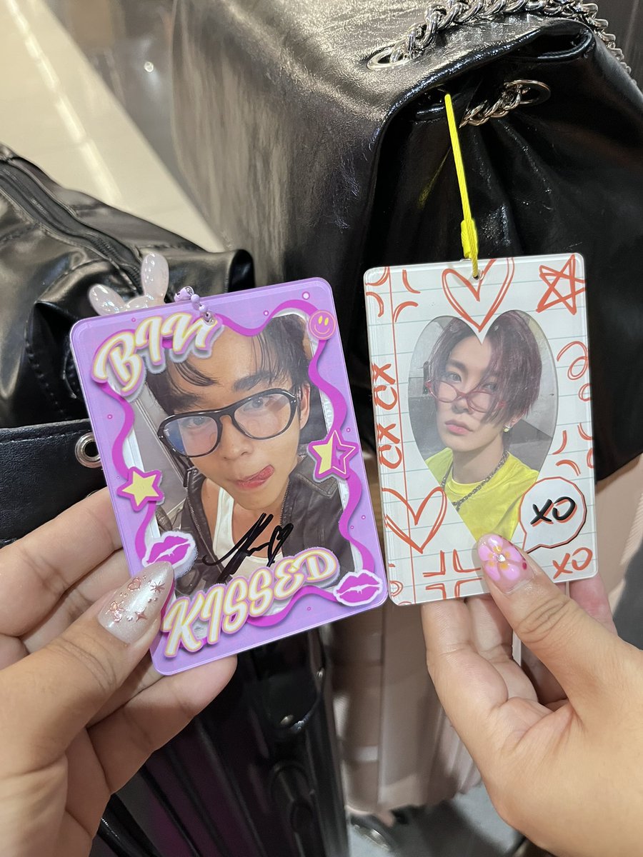 baby_nirabin's tweet image. hbd to me, layas muna kami ni  @_imfernal (signed yung pc ko) hahahahahhaha