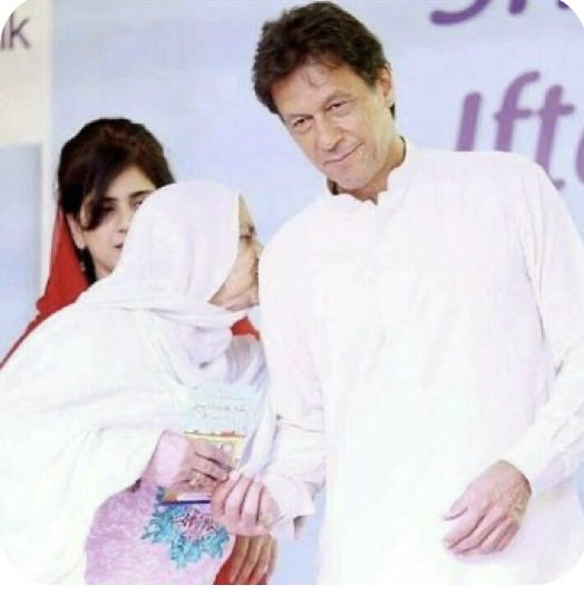 SyedFkhar804's tweet photo. وہ ترے خواب سے ڈرتے ہیں ✊🔥 https://t.co/j798E77mME