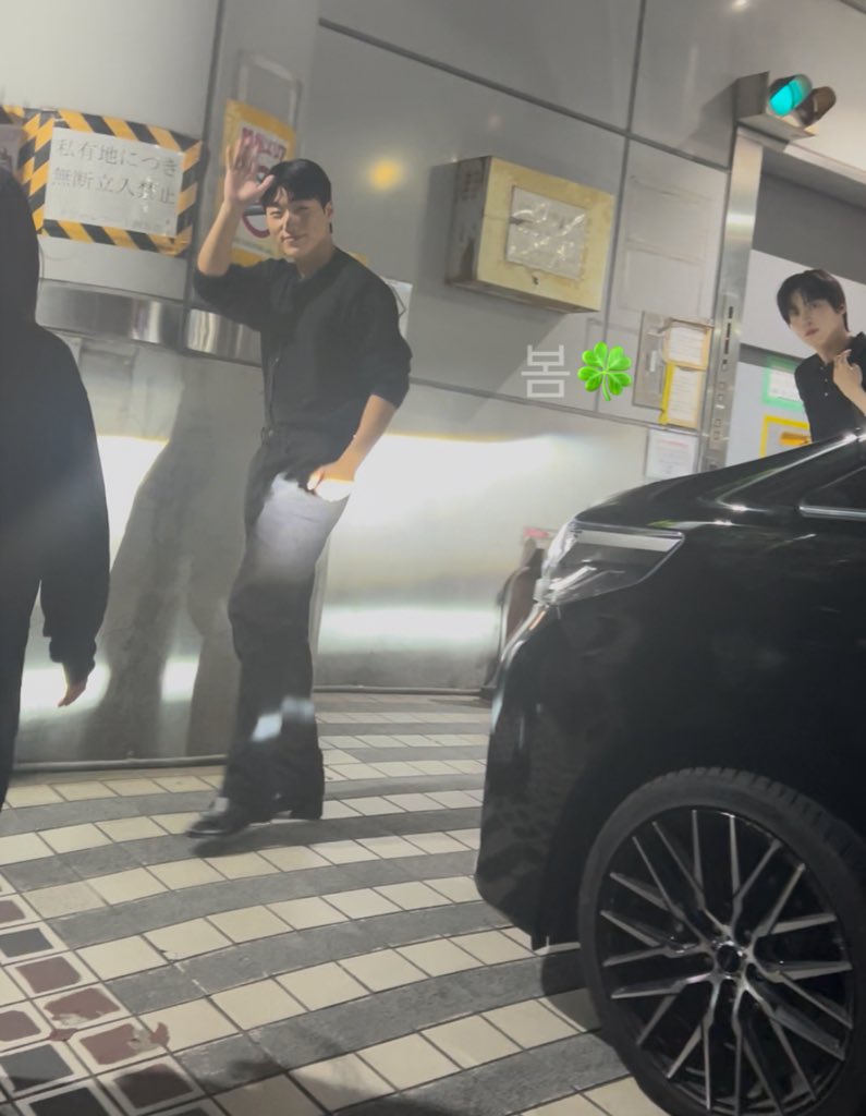 ys_1ove's tweet photo. 250918 渋谷タワレコ

#ATEEZ #에이티즈 #エイティーズ 
#윤호 #YUNHO #ユノ #ユンホ
#SAN #산 ＃サン https://t.co/r2b5w7Kf55