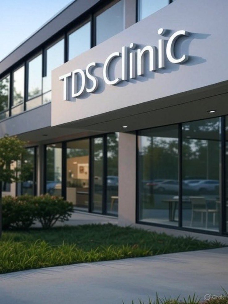 <a href="/KeithOlbermann/">Keith Olbermann</a> 😂😂😂😂🤡

Your room is ready, Kelly.