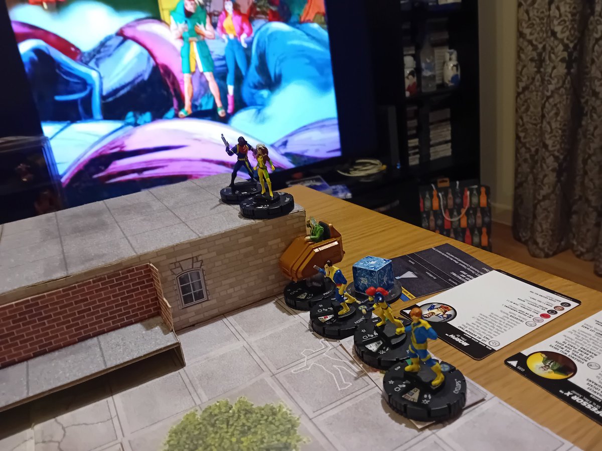 MarkLegend007's tweet image. Game 62 #heroclix A bye-bye game to a few XDPS x-men vs XDPS colossals.
X-men held their own, I do love that Jean/Cyke duo.
Late game I was 1 off so many rolls &amp;amp; cost me the game I lead in as Xavier finally fell.
He's fun but 100pts for 5 clicks is a risk, even in casual!