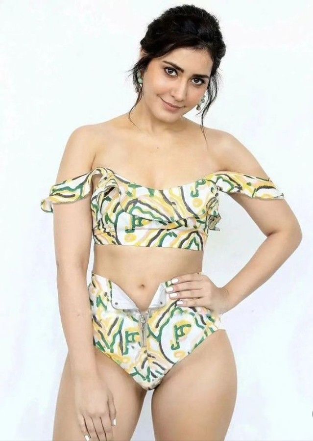 NatkhatOTT's tweet photo. Rashi Khanna stealing hearts with effortless grace! 😍 Drop a 💖 below! #BoldModelsIND #FashionElite #StyleIcon https://t.co/pa8zEmcuXi