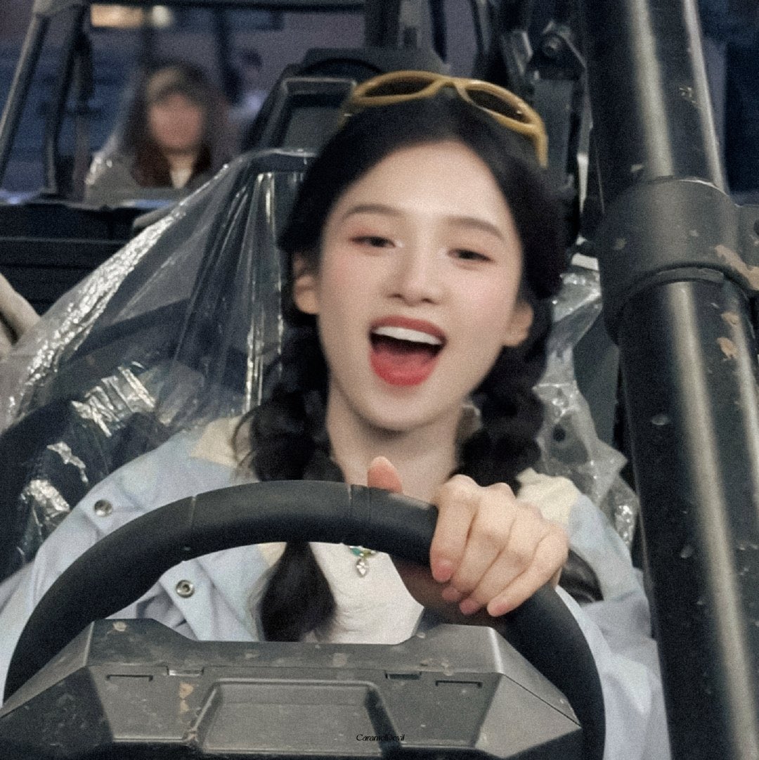 crbfvs's tweet photo. cutie jingyi 🤏🏻 https://t.co/UmsvS5d7cr