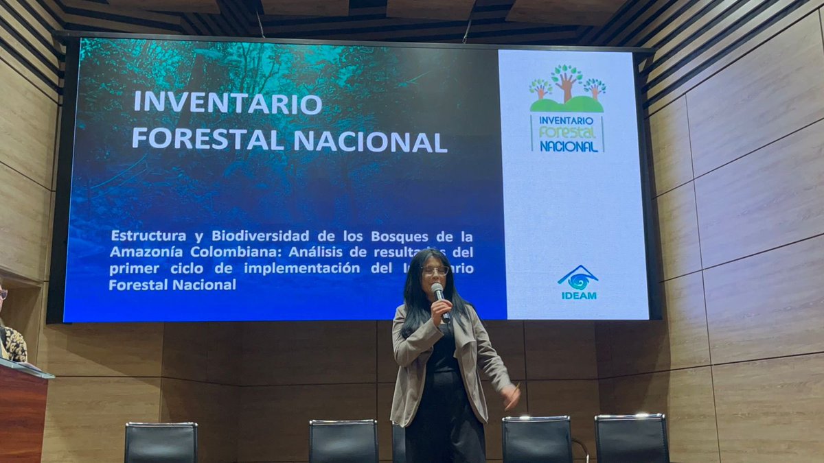 IDEAMColombia's tweet photo. 🔉Hoy presentamos al @MinAmbienteCo y al SINA los resultados del 1er ciclo del Inventario Forestal Nacional 🌳 para el bioma Amazónico.

Información para conocer, gestionar y conservar la riqueza de nuestros bosques. 🌱 https://t.co/WabhbVLouD