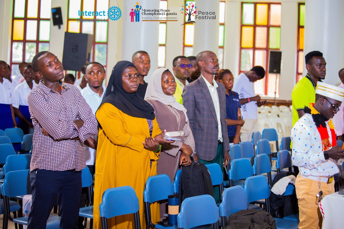 SISTERSFORPEAC's tweet image. A sea of people gathered under open skies all moving together between stages, art work, and open discussions. 

Colorful banners whispering unity in every direction. The air hums with music, drums, and laughter about what PEACE could look like.

#2NDPEACEFESTIVAL