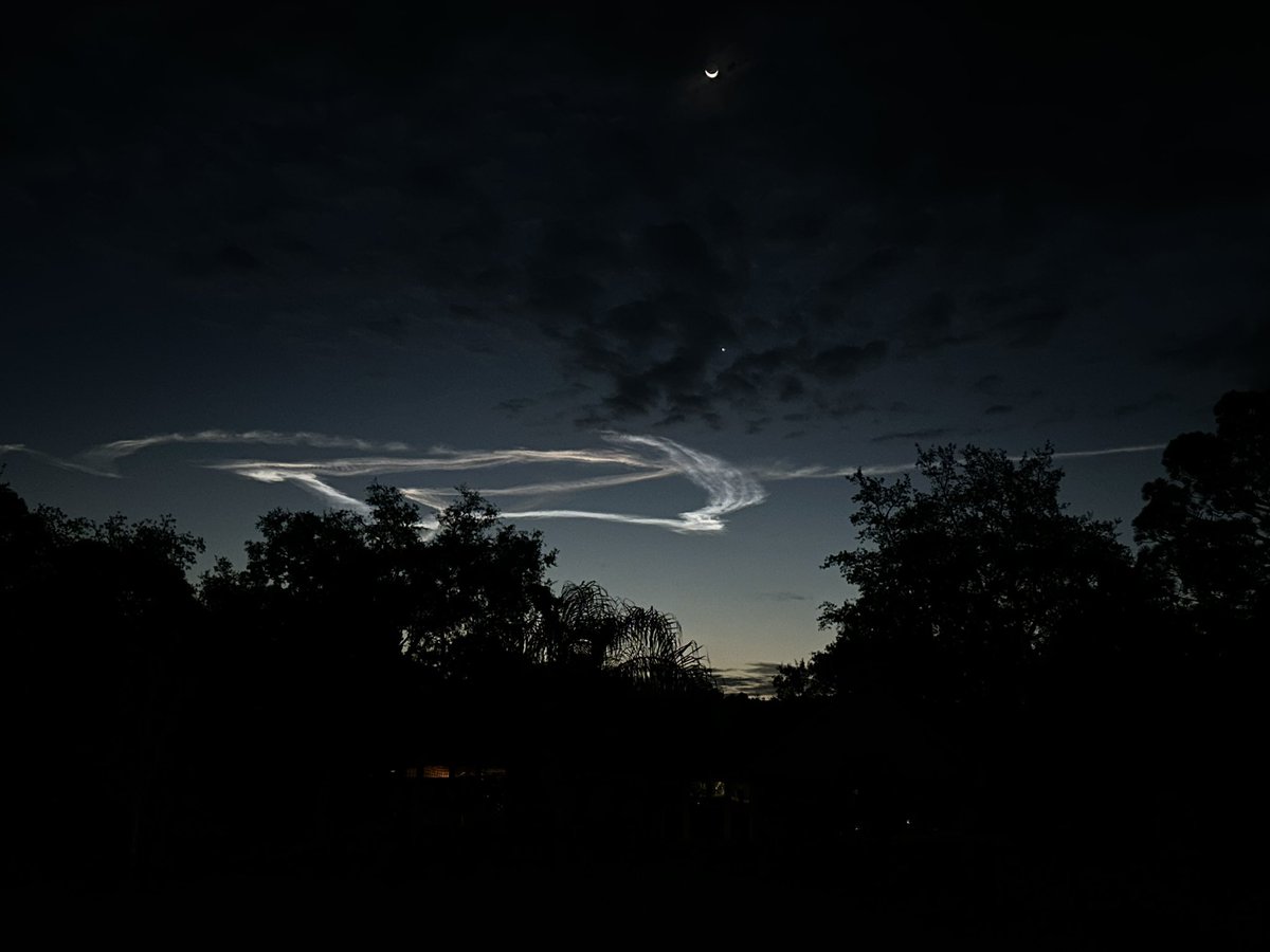 Thanks for the interesting sky this morning SpaceX.