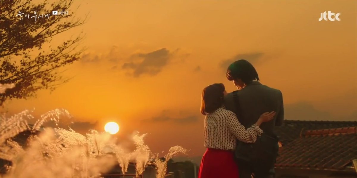 SheetalVer3949's tweet photo. As I am a sunset lover so
you'll agree with me while watching this drama as a heart warming and beautiful sunsets and cinematography in the end🫶🏻💕🌼✨
#LightInYourEyes #NamJooHyuk #hanjimin https://t.co/qgFlWlNX3G