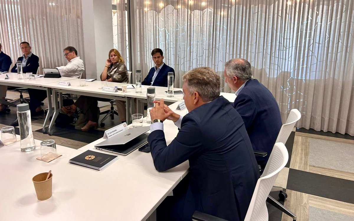 🌟 Celebrando estos días con gran éxito nuestra 1ª edición del Programa Ejecutivo en #GestiónPatrimonial! 
Un espacio para impulsar la continuidad, tranquilidad y valor a largo plazo de las familias empresarias.

🙌 Gracias a todos los participantes por su compromiso.