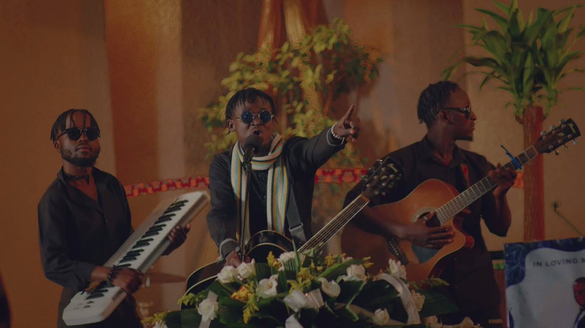 hcreativemw's tweet photo. It’s #ThrowbackThursday 🎬 so let’s rewind to Dekhani Funeral.

If you had to describe this ad in just ONE word, what would it be?
Go 👇 (ours: unforgettable).
🔗 Watch here: https://t.co/JgQV2Ksj8t

#HoustonCreative https://t.co/MYohX7f6Rp