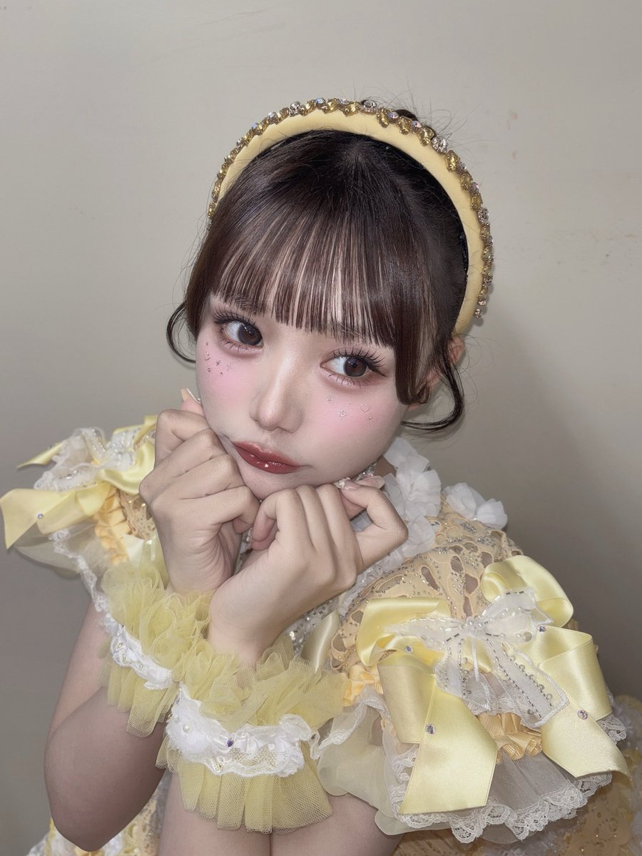 北海道1日目ーーーっ！！！🥛🐄 めいくあっぷ完了ーーっ！💛⋆* #きゅ