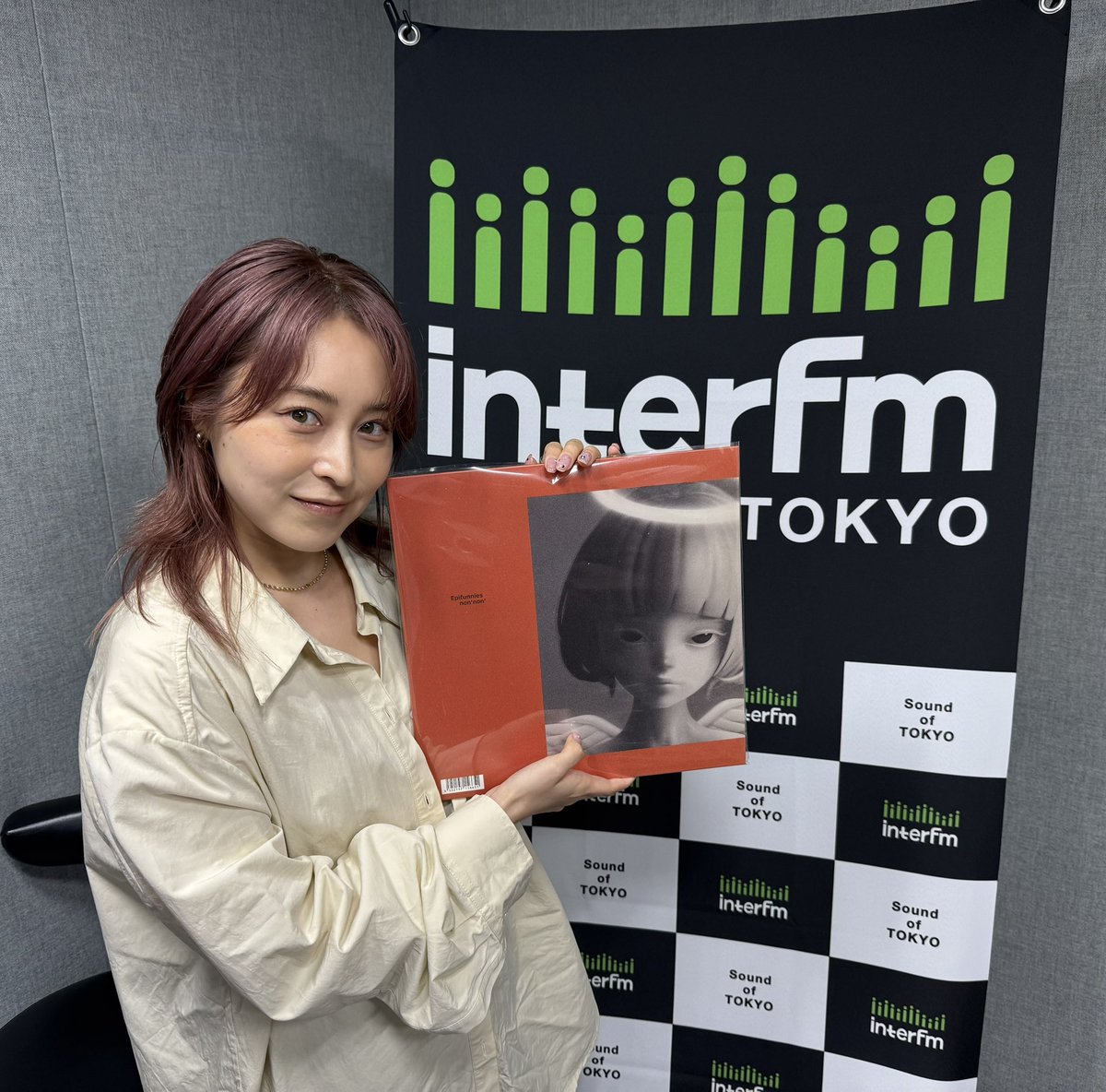9/18 ＃sbs897
22：06頃～　ゲストコーナー
【ゲスト】
Epifunniesギターボーカル nireさん
さらに・・・アルバムジャケットを
担当された、
PERIMETORNからデジタルアーティスト神戸雄平さんをお迎えします！
 
22：35頃～　今注目のアーティストや楽曲を紹介する♬「Ate Music！」♬