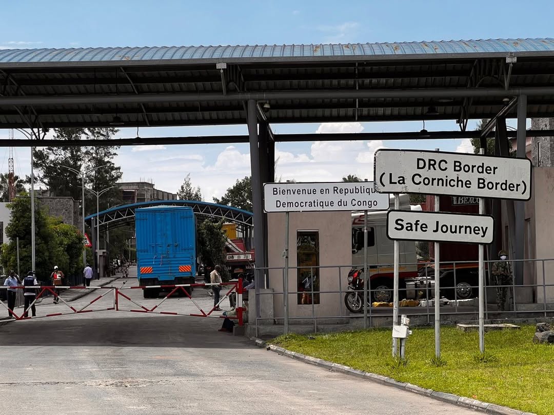 OFFICIAL COMMUNIQUÉ No. 01/010/CAB/GP-NK/2025 OF SEPTEMBER 18, 2025.

The entire population of North Kivu in general, and the city of Goma in particular, is hereby informed that the GRANDE BARRIÈRE border crossing is now operational from 6:00 a.m. to midnight (00:00), effective