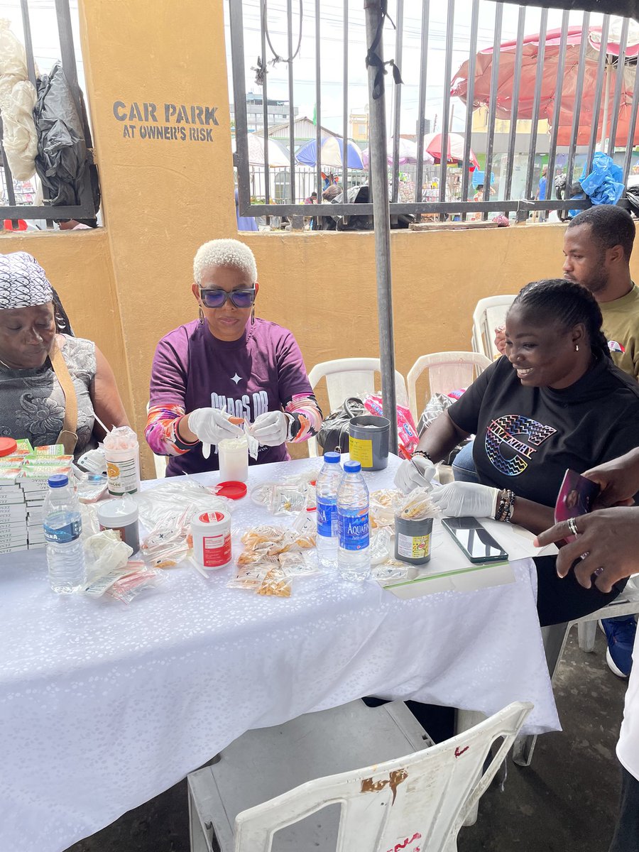 faith_adewale_'s tweet photo. NURSES✅
MEDICAL DOCTORS✅
PHARMACISTS✅
@AquafinaNigeria ✅

We are all out for Dr. Faith💜Location is at Sabo-yaba

MEDICAL OUTREACH FOR FAITH💜
#BBNaija
#FaithAdewale https://t.co/a7yrPqPvK6