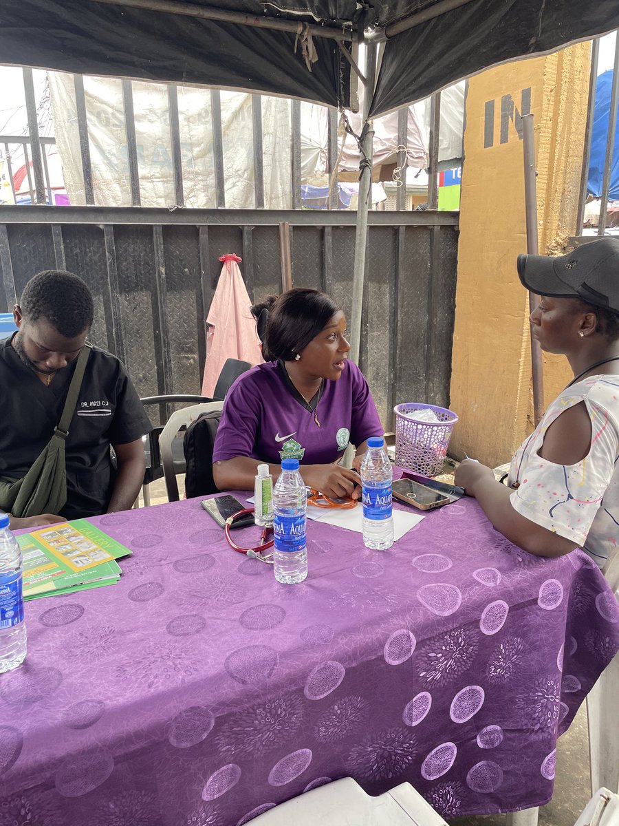 faith_adewale_'s tweet photo. NURSES✅
MEDICAL DOCTORS✅
PHARMACISTS✅
@AquafinaNigeria ✅

We are all out for Dr. Faith💜Location is at Sabo-yaba

MEDICAL OUTREACH FOR FAITH💜
#BBNaija
#FaithAdewale https://t.co/a7yrPqPvK6
