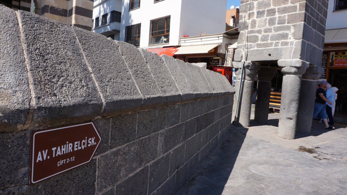 Emre (@notanandr0id) on Twitter photo 