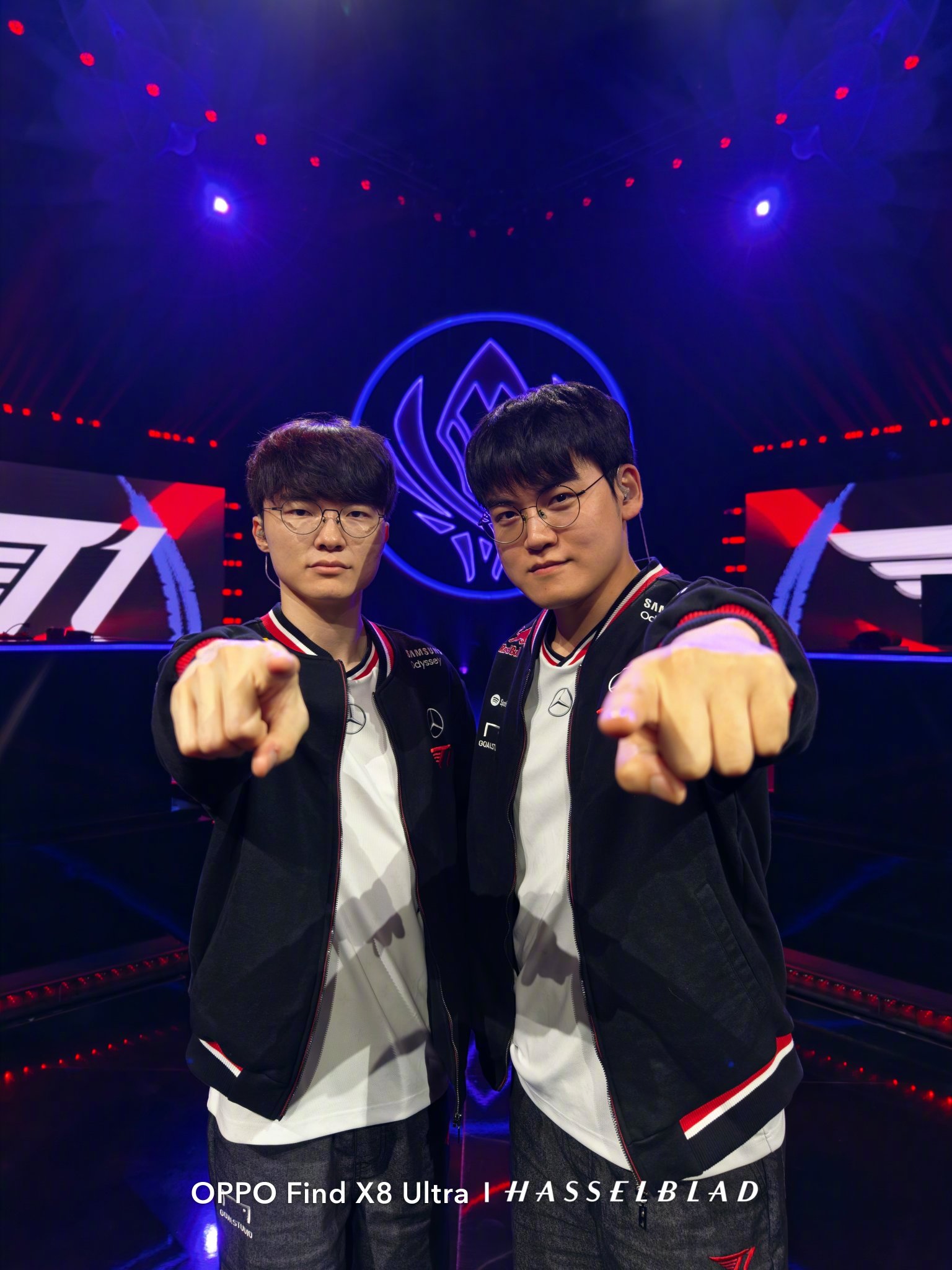 スポーツ選手 Still T1 Doran Oner Faker Gumayusi Keria 𝐓𝐡𝐢𝐬 𝐢𝐬 𝐎𝐮𝐫 𝐓𝐞𝐚𝐦 𝟏 “ 𝑯𝑱𝑭𝑮𝑲 “ ❤️‍🔥 T125