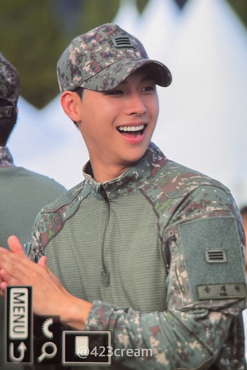 423cream's tweet photo. 250918 지상군페스티벌 
#송재원 #KiDo https://t.co/sKKpNdIY58