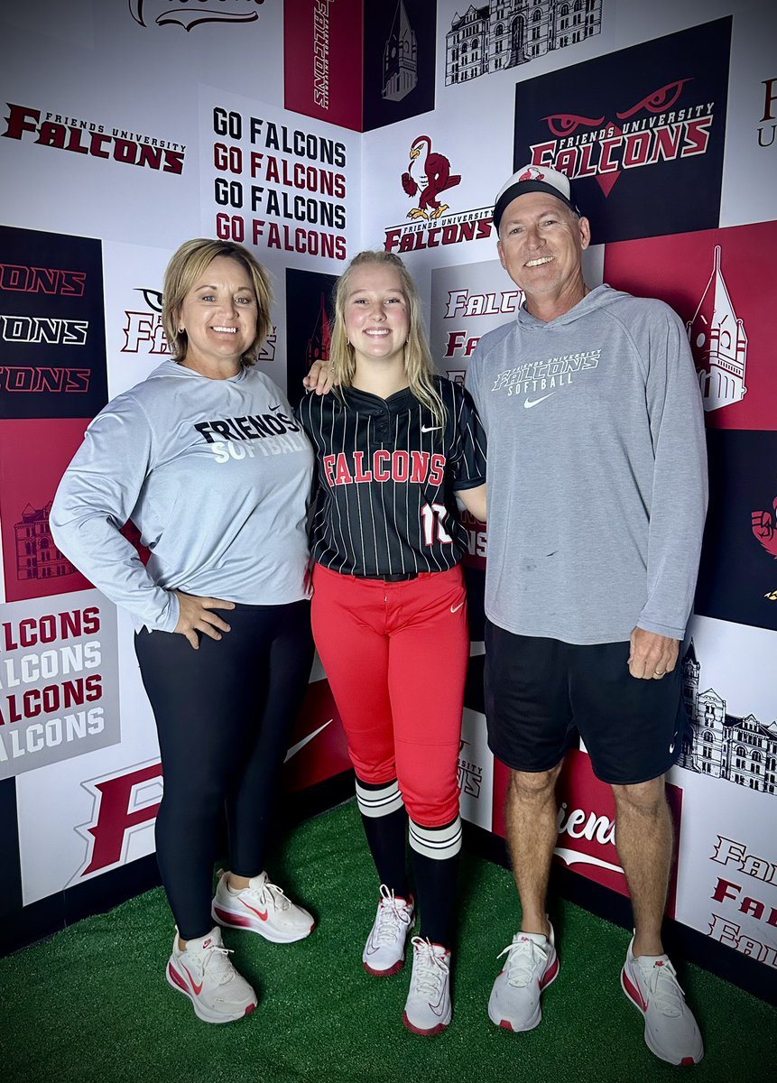 FriendsSoftball's tweet image. Had a great day yesterday with recruit, Gracie Webb, from Dexter, KS. #TALONSUP