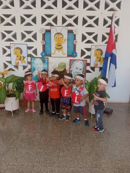 Al tratamiento a la figura de Fidel se añade la condición social cubana, el amor a los cubanos y a los niños de la Primera Infancia. #CubaMined #MatancerosenVictoria #JuntosCreamos.
