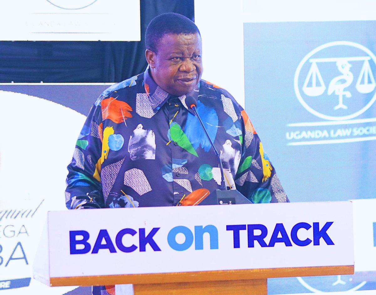 Minister Kahinda Otafiire:-"I was here during Obote I &amp; Amin’s regime — and I can tell you, some of the things happening today are simply unacceptable. Ladies &amp; gentlemen, do not die in the sin of silence."

They're even surprised at what their own are doing😳