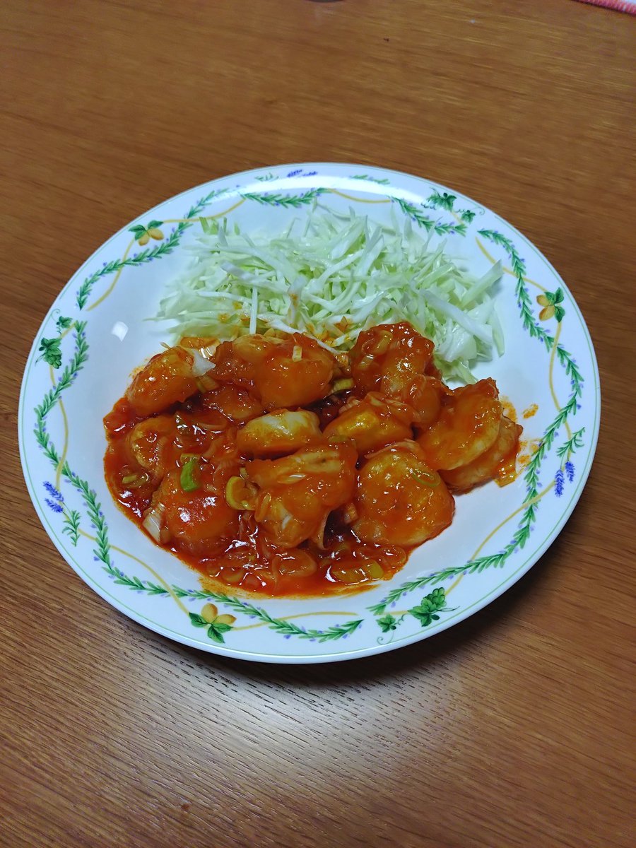 ちょっと疲れたので手抜き夕食
エビチリ🦐