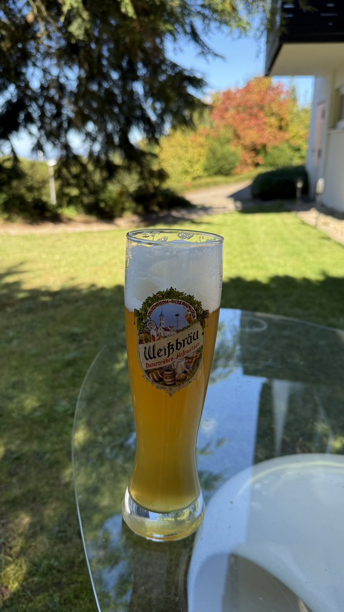 Back from a beautiful time in The Hague, now recharged and back in Germany! 🇩🇪

Mowed the lawn, poured a Weißbier, and taking a moment before what's shaping up to be an intense Q4. 🙏

Crypto never sleeps – and Q4 tends to be the quarter. Curious: how are you all recharging and