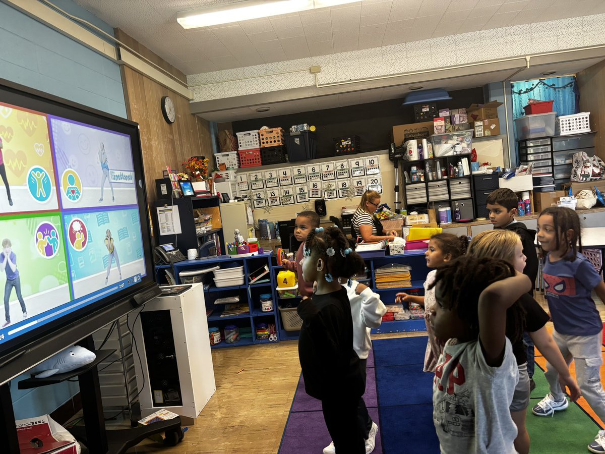 YatesPhysEd tweet media