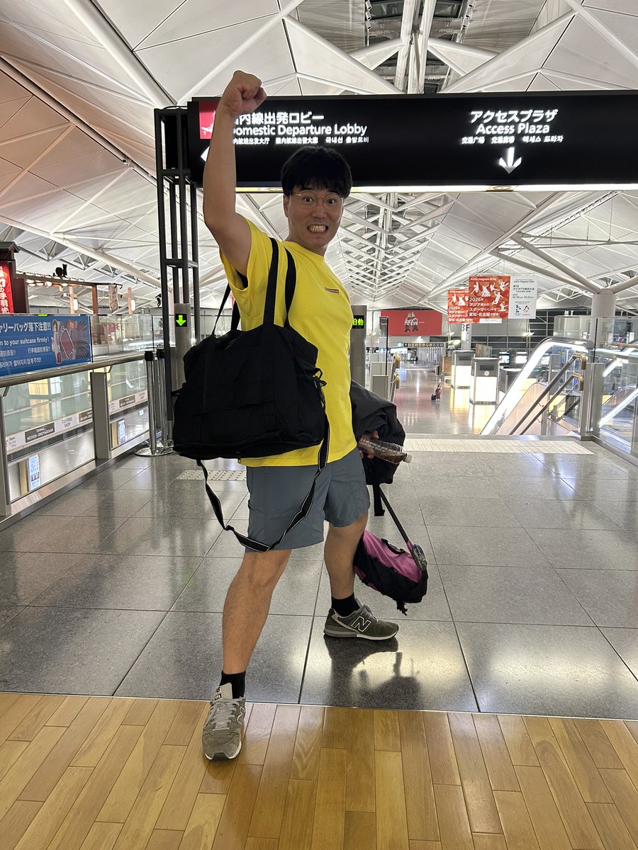 永岡さんいってらっしゃい❗️
安定の #ザキオカ Tシャツに短パン🩳

#プラス
#永岡旅
#JTB
#フィンランド