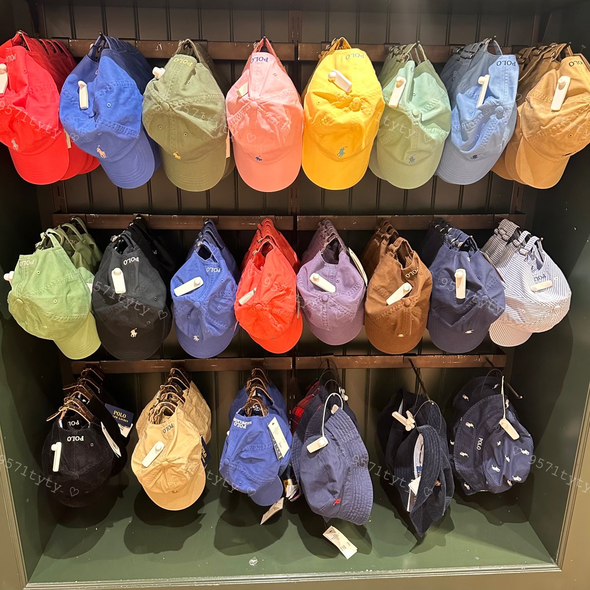 9571tyty's tweet photo. ( รับหิ้ว ) หมวก POLO RALPH LAUREN 🏇 

♡ ใบละ 2,090.-
♡ มัดจำได้ใบละ 1000.-

ㅡ ได้ถุงกระดาษทุกออเดอร์
ㅡ ส่วนที่เหลือตอนของถึงไทย
ㅡ ของถึงไทย 26/9

🛒 สั่งซื้อ dm ได้เลยค่า

#รับหิ้วเกาหลี #พรีออเดอร์เกาหลี #poloralphlaurenthailand https://t.co/6P9vEPcMHK