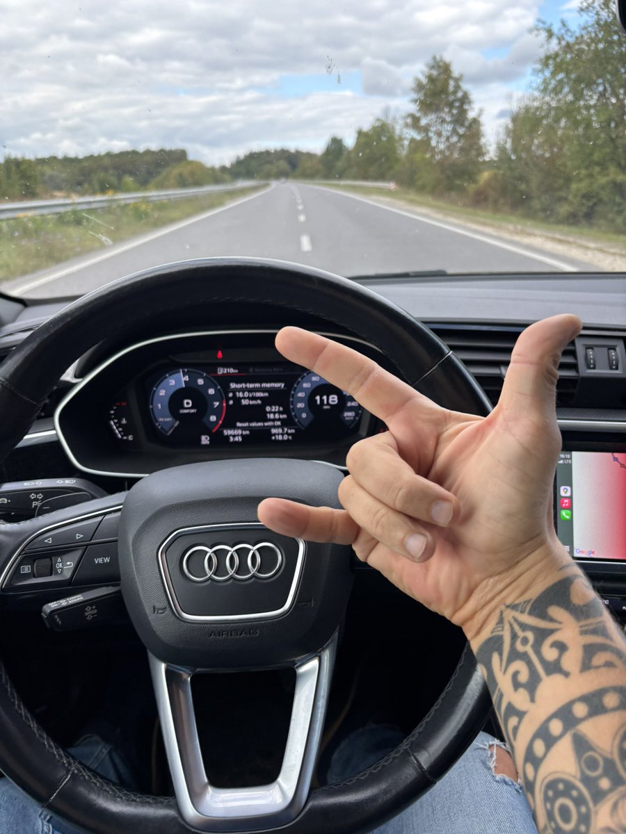 cryptoalex37's tweet photo. Can I get GM at 118 mph/h or 200km/h🚀 
AleXo F2 Club where are you 😎
#AleXoF2Club #AleXo https://t.co/9KZL46rqvt