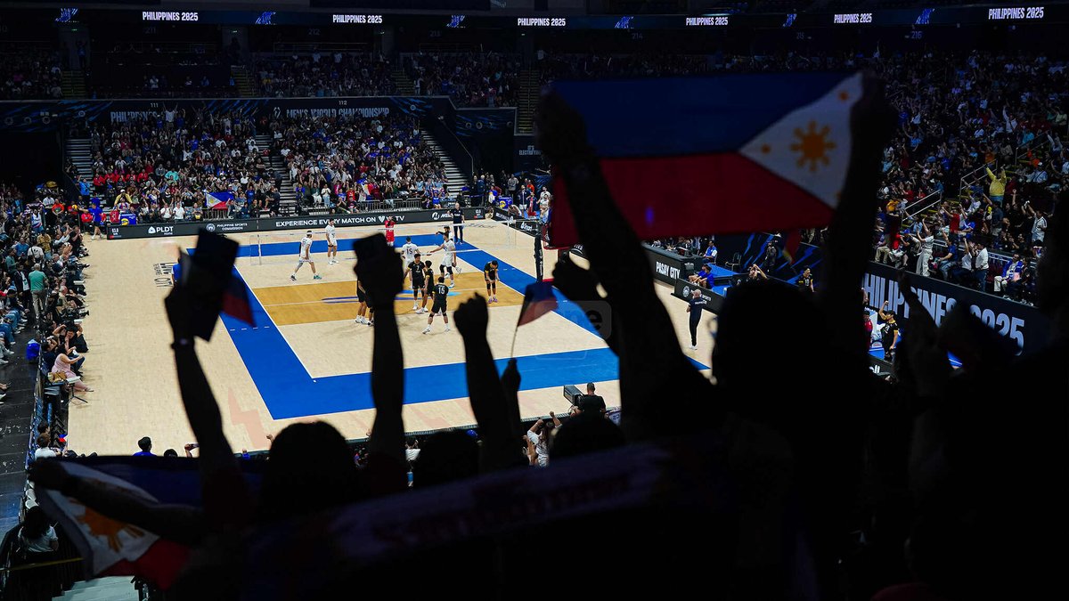 OneSportsPHL's tweet photo. IBANG KLASENG SUPORTA 🙏🏻🇵🇭

A crowd of 14,240 fans filled the Mall of Asia Arena to witness an epic clash between the #AlasPilipinas Men and Iran, a game that will be remembered in the 2025 FIVB Men’s World Championship. | 📸 RM Chua/One Sports

#MWCH2025 #Philippines2025 https://t.co/VyXgXVx0QB