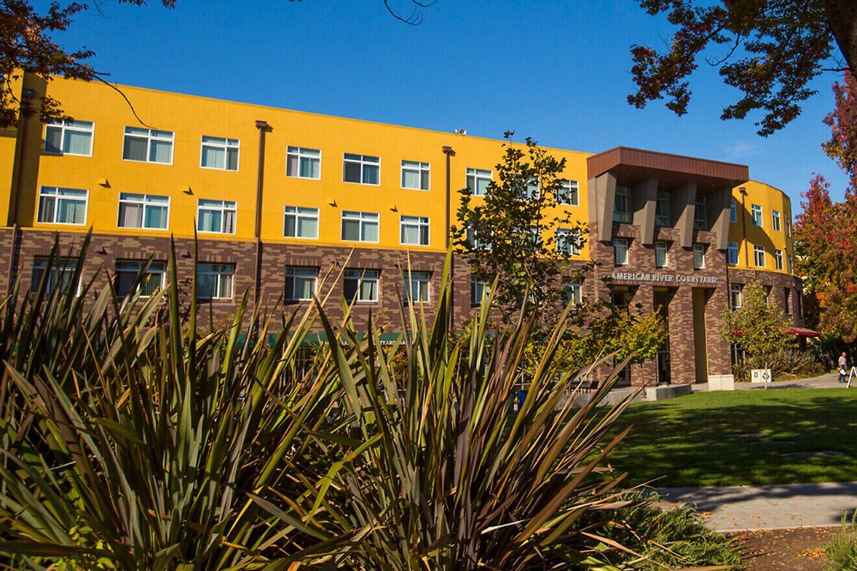 NEWS [Anti-Semitism] [Other]: Sacramento State, Hillel partner to staff campus Jewish resource center dlvr.it/TN8MRs