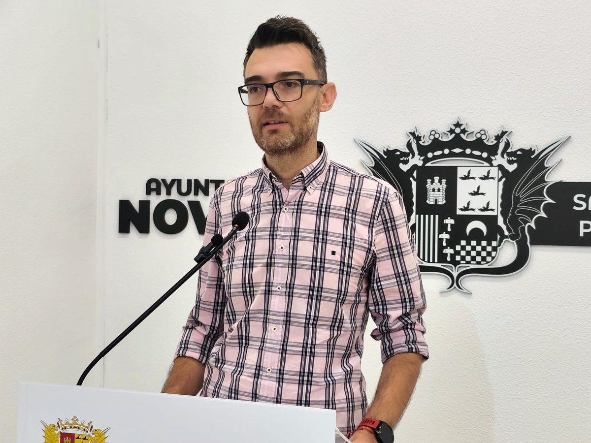 Lluís Deltell, portavoz del equipo de gobierno, presenta su renuncia al acta del concejal
lc.cx/2zGkF3