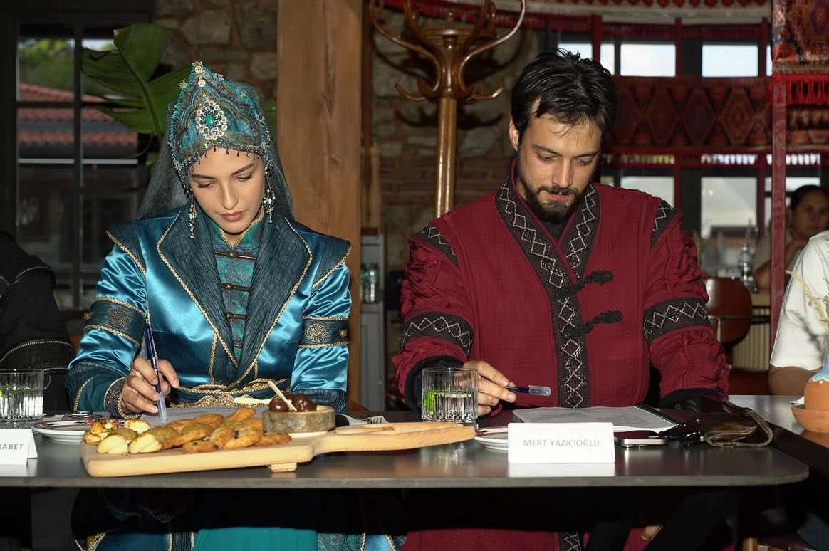 Kuruluş Orhan dizisinin okuma provası gerçekleşti! Heyecanla bekliyoruz✨💙

#MertYazıcıoğlu