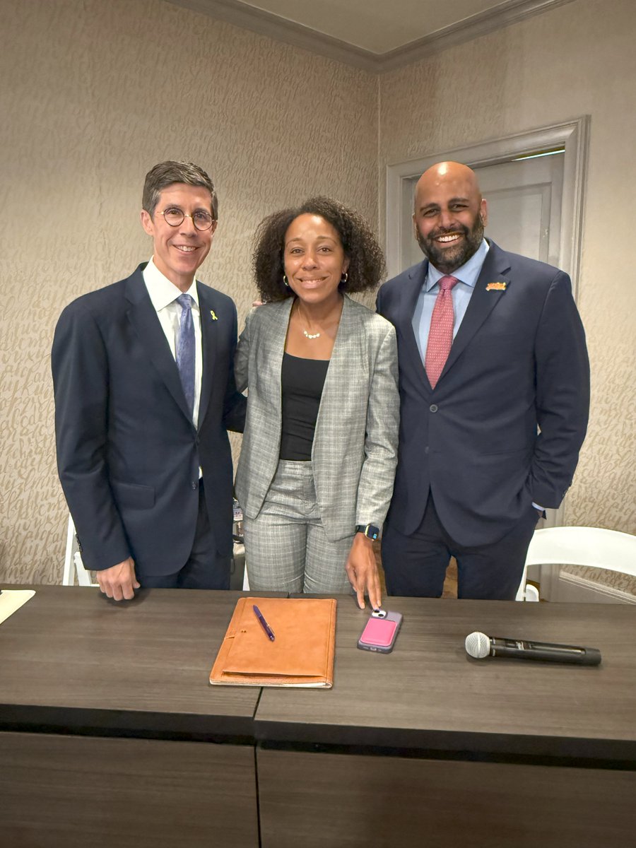 This week in New Haven, I joined mayors from Hartford &amp; New Rochelle at <a href="/YIMBYtown/">YIMBYtown</a> to discuss solutions to America’s housing shortage. Providence is committed to building more homes, preserving affordability and protecting residents. <a href="/usmayors/">The United States Conference of Mayors</a>