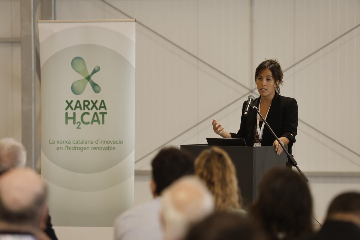 xarxaH2CAT's tweet image. Èxit del #H2CAT #DemoDay a Lleida! 🚀
 
Més de 100 persones van connectar ahir recerca i indústria per impulsar l’hidrogen verd i la mobilitat neta. 

L’aeroport de Lleida-Alguaire, clau per descarbonitzar l’aviació.   

🔗xarxah2cat.org/lh2cat-demo-da…
