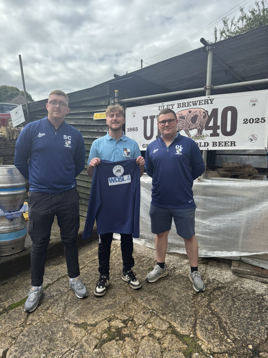 Uley football club are proud to announce 2 new sponsors for this season. Local businesses WDSL and Uley Brewery have kindly agreed to sponsor the club. New club leisurewear bearing their brands has been produced. We hope it’s the start of a fantastic relationship for all
🔵UTU⚪️
